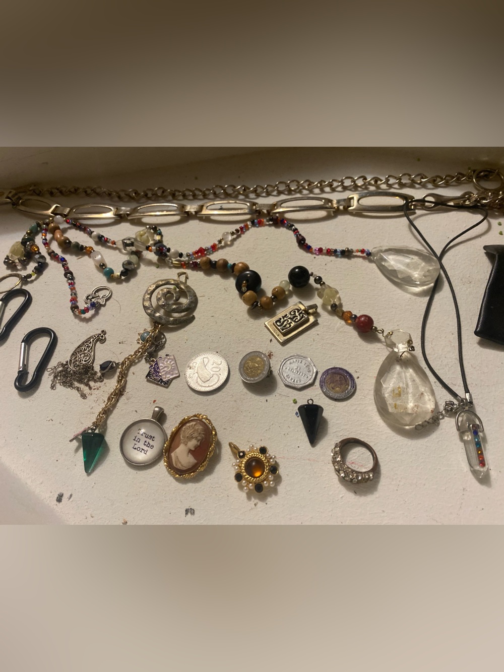 Mixed lot of jewlery coins and suncatchers